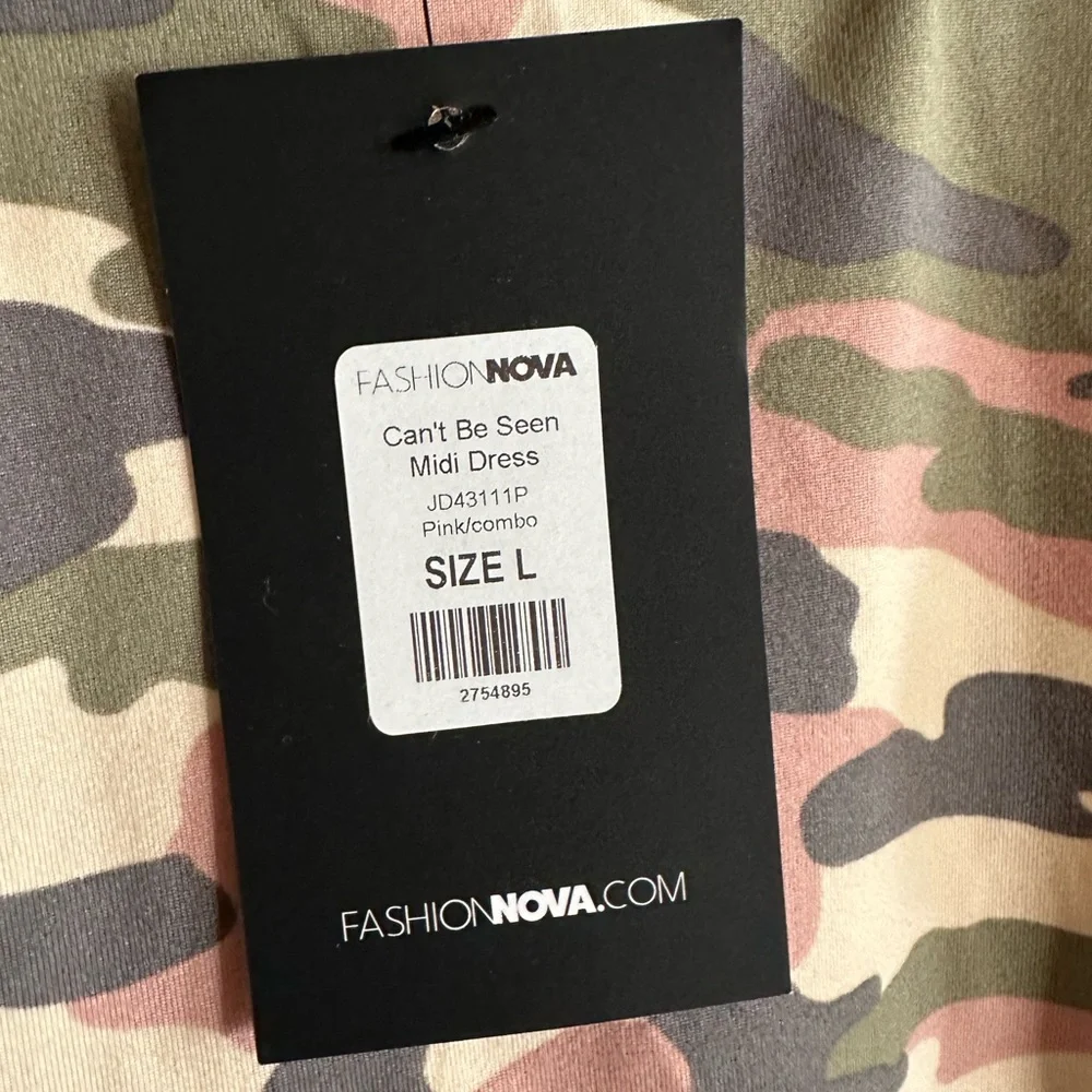 FashionNova Can’t Be Seen Midi Dress - Picture 4 of 7